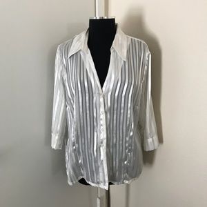 Vintage Joanna White Button Down Blouse. Size XL.